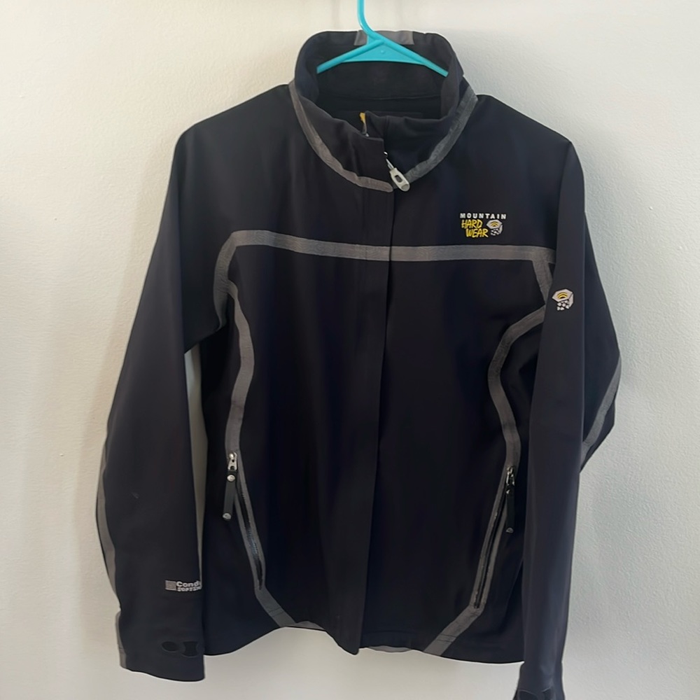 Women’s Mountain Hardwear Conduit Softshell Raincoat
